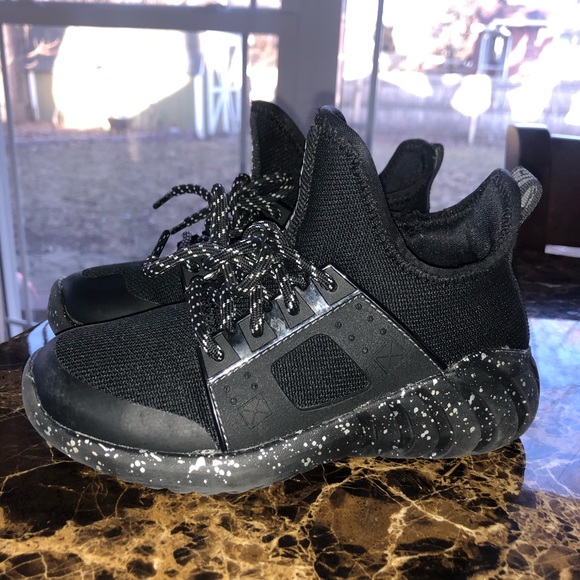 Skechers Other - Boys Skechers Memory Foam Sneakers Size 11